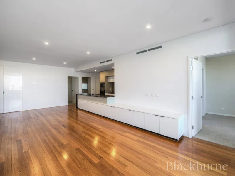 LARGE MODERN 3X2 APARTMENT NEAR THE HEART OF SUBIACO