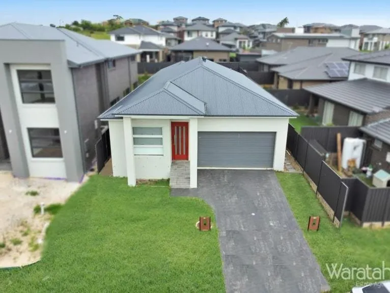 Made for extended families & savvy investors! House+Granny !!