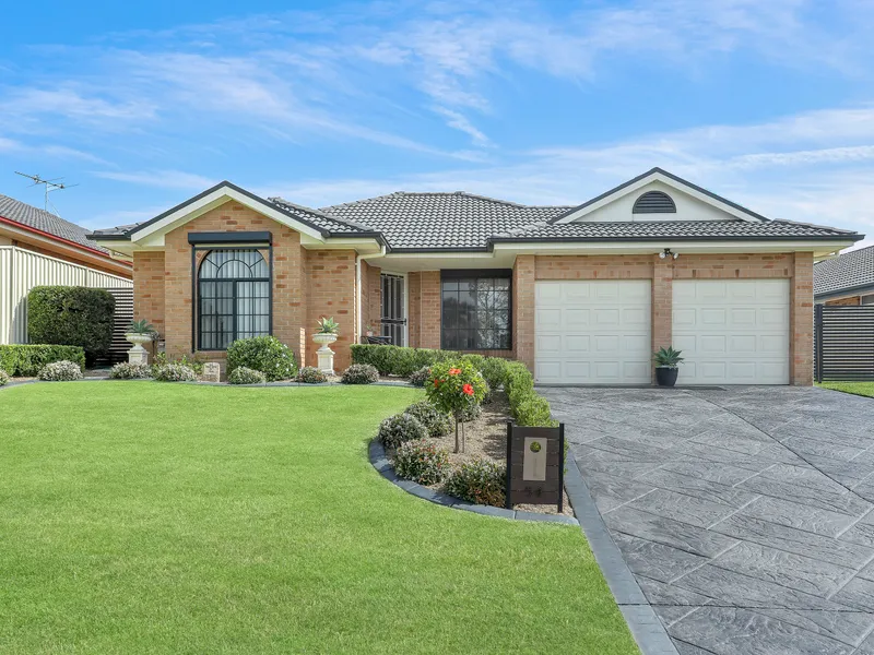 Immaculate House in a Blue Ribbon Location