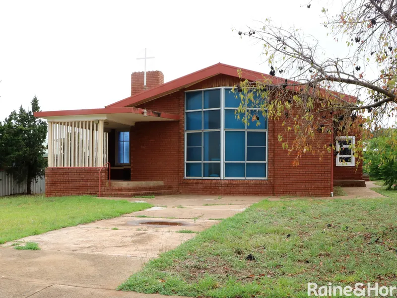 St Andrews Presbyterian Church for Sale 