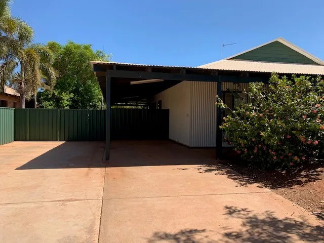 GREAT 4 x 2 FAMILY HOME!