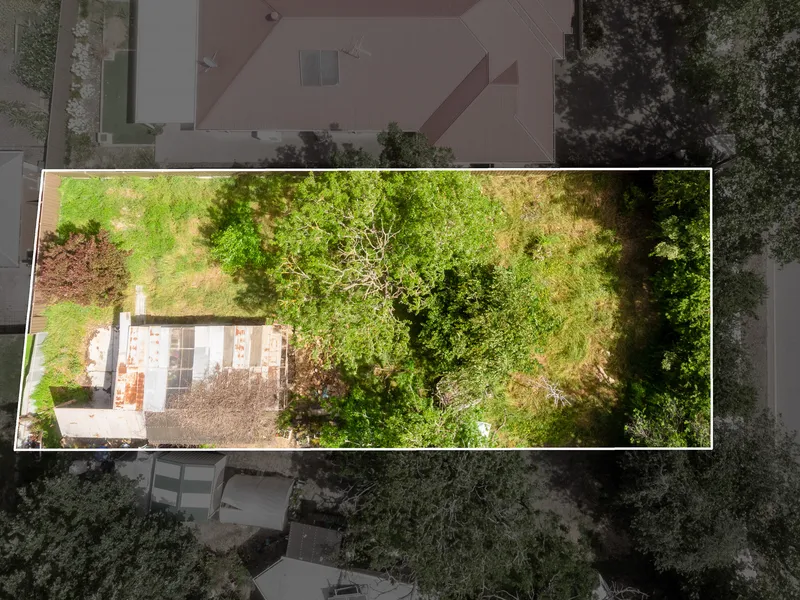 Vacant 696 sqm Block Of Land In The Heart Of Town