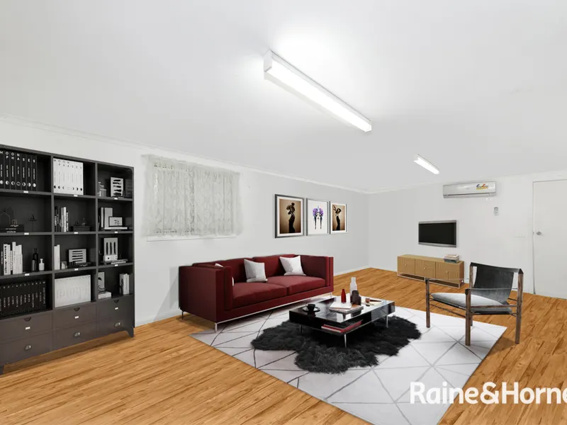 5 BEDROOMS HOME + ONE BEDROOM BANGLOW AT BACK