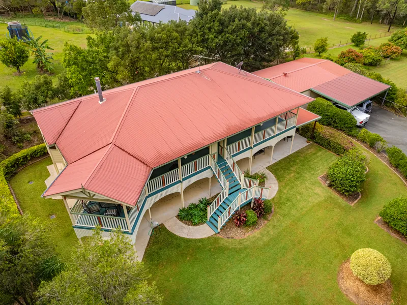 MAJESTIC COLONIAL WITH VERANDAHS ON TWO SIDES