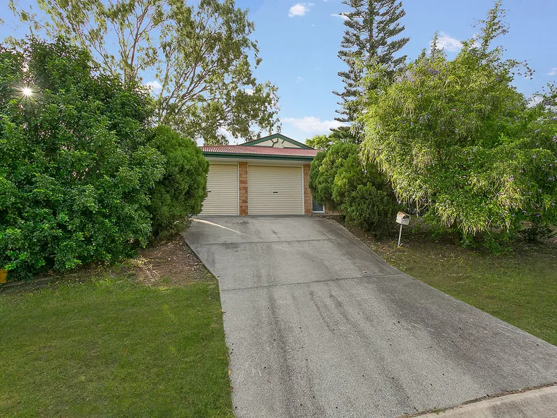 RENOVATED 4-BED FAMILY HOME WITH A/C !