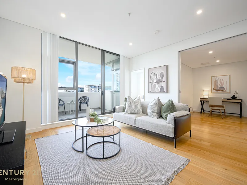 Luxury One Bedroom Plus Large Study Apartment