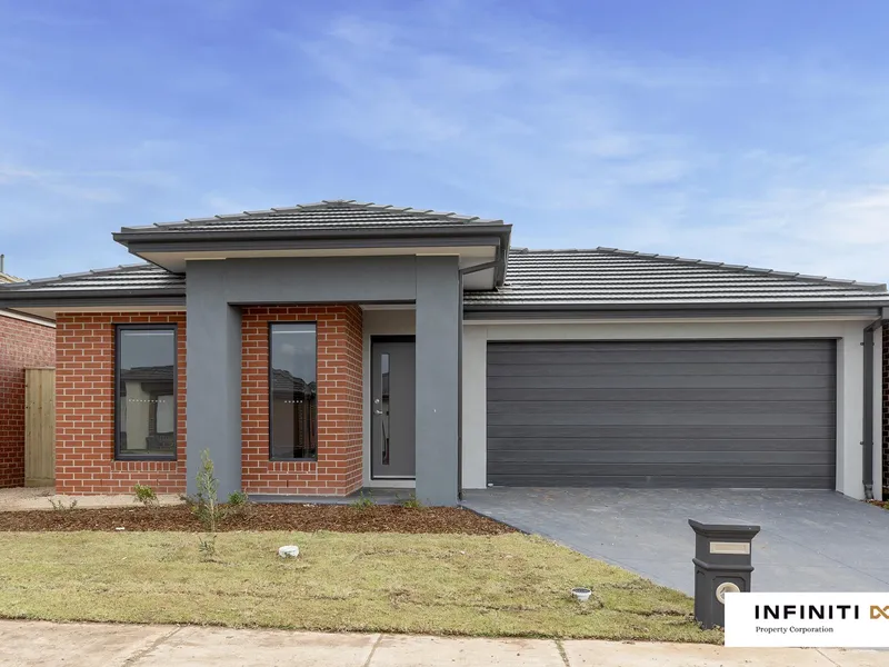 Modern and Stylish 4-Bedroom Rental Apartment in Vibrant Rockbank Community