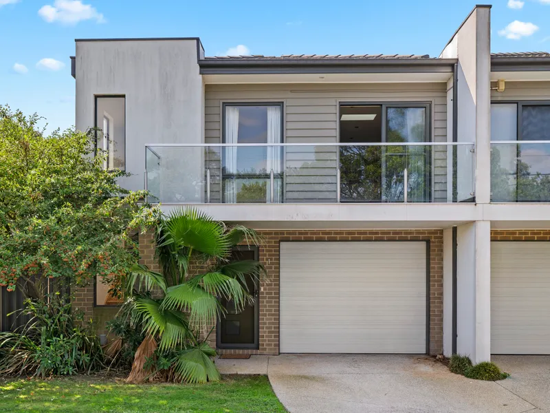 Stylish boutique living walking distance to everything