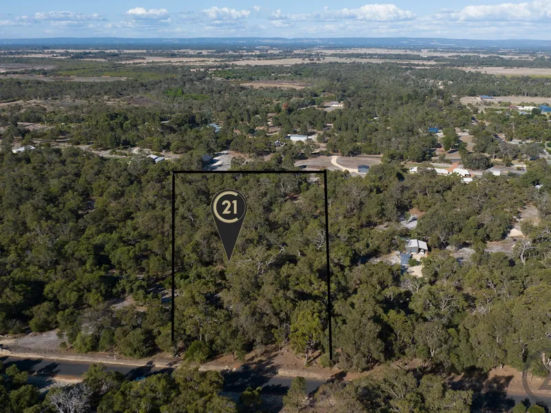2 HECTARES of Freedom in Lovely Lake Clifton