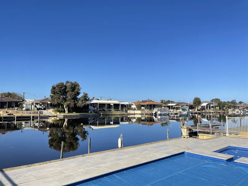 Entertainers Paradise!