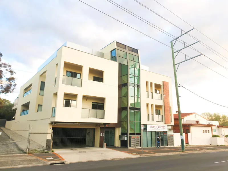 2 Bedroom - 2 Bathroom Apartment