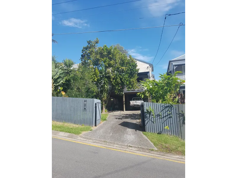 CHARMING INNER CITY RESIDENCE - A FABULOUS HOME