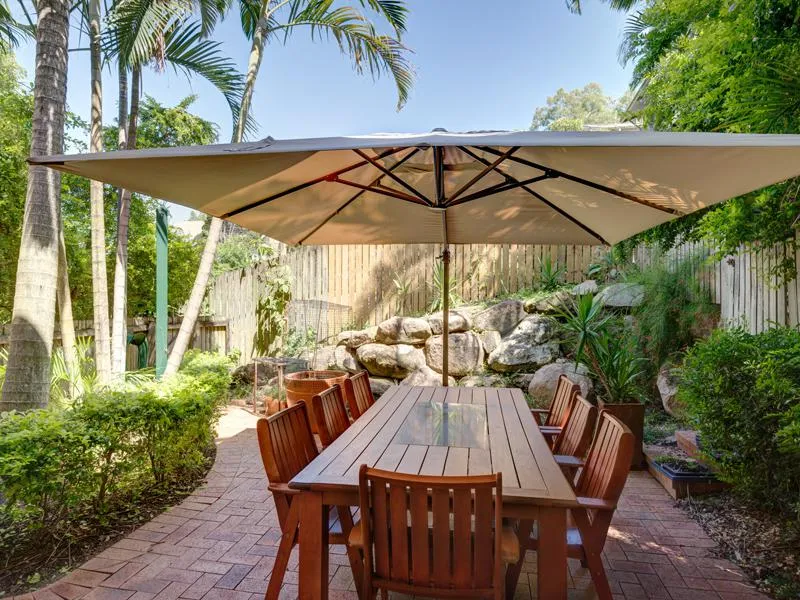 Executive Townhouse in Auchenflower