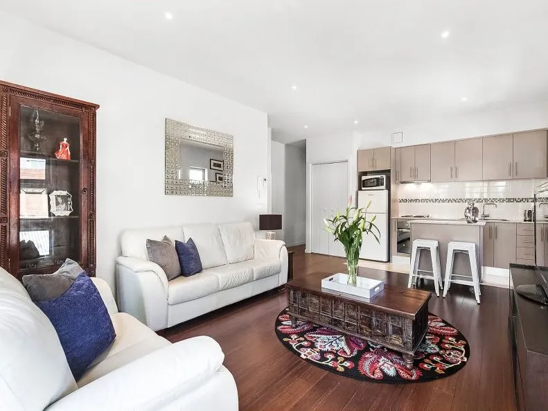 Desirable Apartment In Exceptional Location  ** ONE WEEKS FREE RENT **