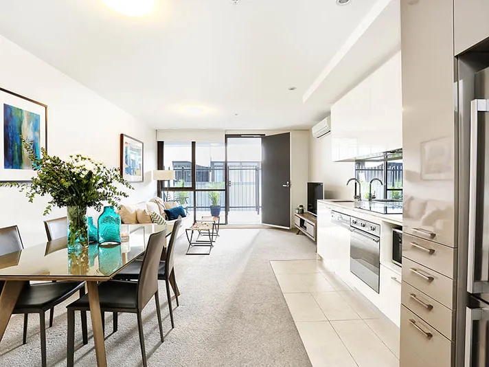 Fully furnished and 6 month lease only