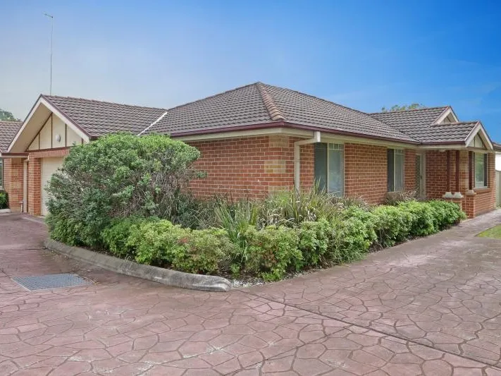 Conveniently Located Villa