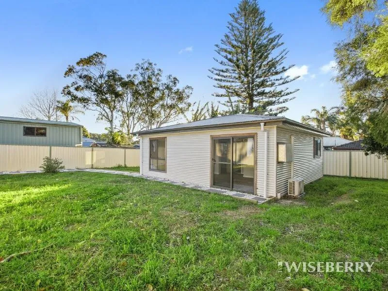 Mannering Park - Water Included