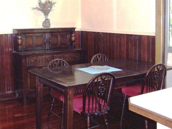 CENTRAL LOCATION, COUNTRY CHARM