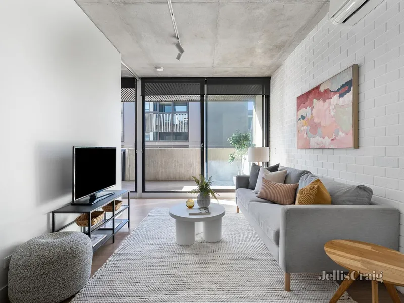 Executive sophistication steps from Glenferrie