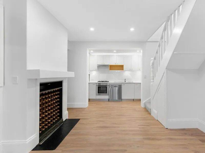 SMART CITY-EDGE LIFESTYLE IN A CLASSIC TERRACE
