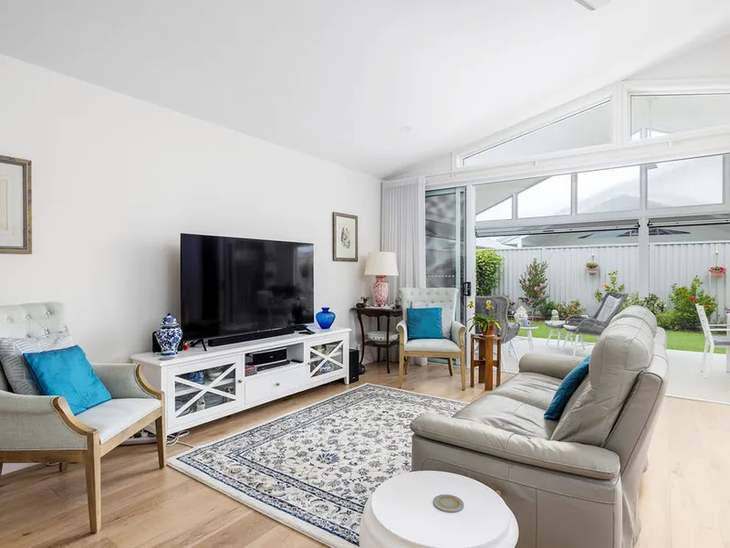 Discover Luxury Living in a Prime Location!