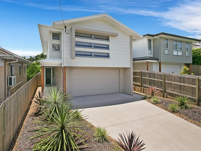 Contemporary Lifestyle Home - Perfectly Located