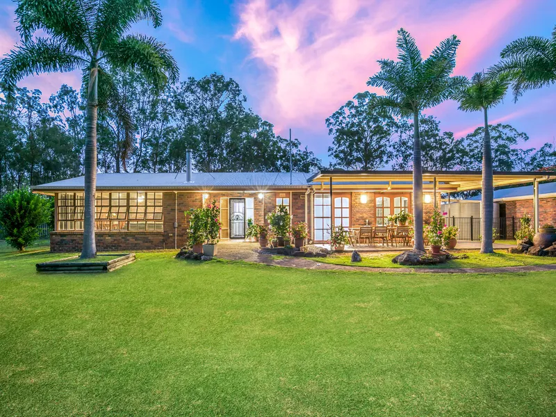 Lifestyle retreat in the fabulous Tamborine/Gold Coast Hinterland Region