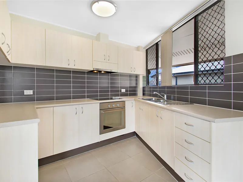 2 Bedroom updated unit across from Indooroopilly Shopping Centre