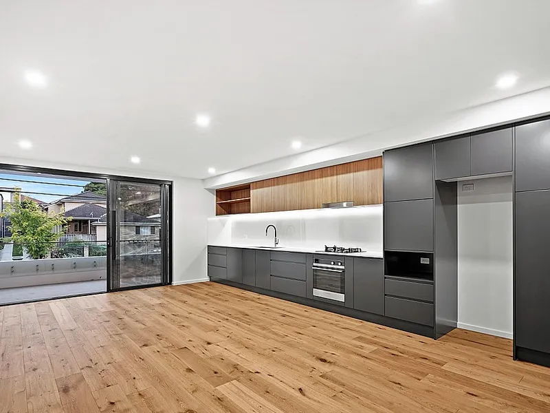 Modern Apartment in Prestigious Locale