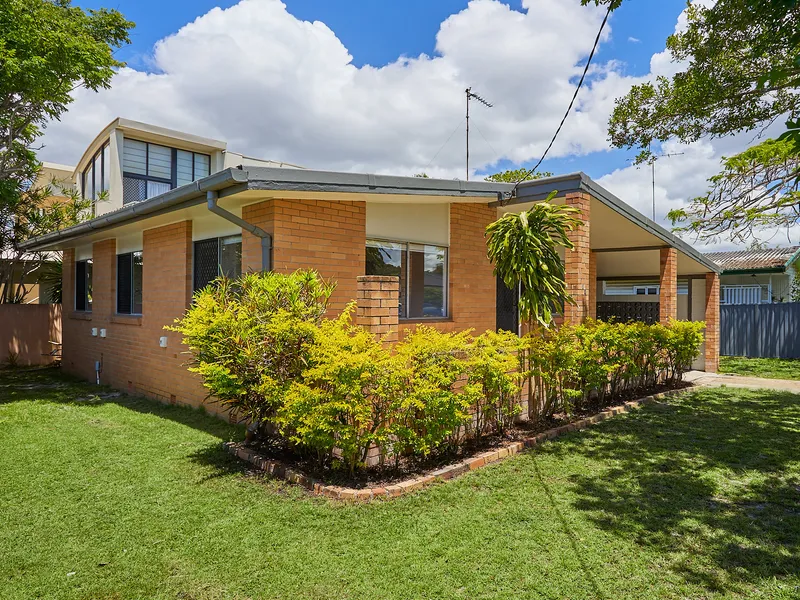 Newly Renovated House Close To Everything