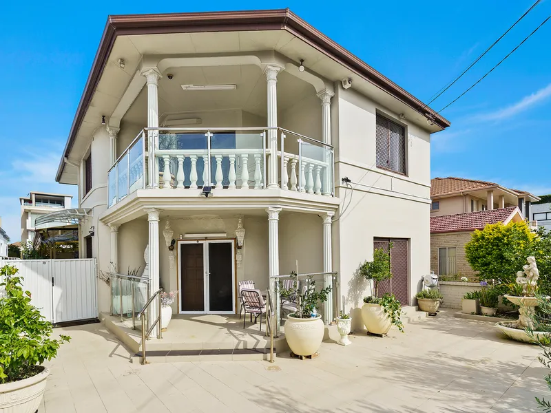 Oasis Living - 250m To The Beach