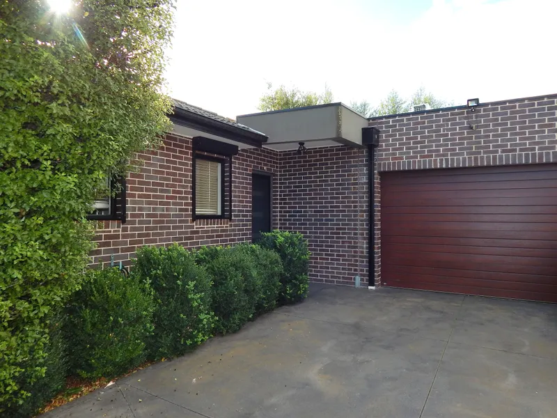 Contemporary, Comfortable & Convenient!