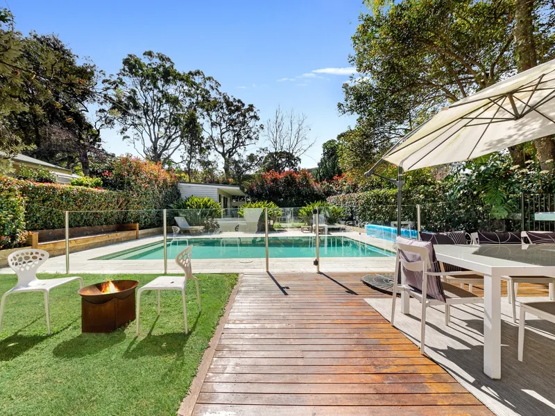 The Quintessential Pearl Beach weekender - 