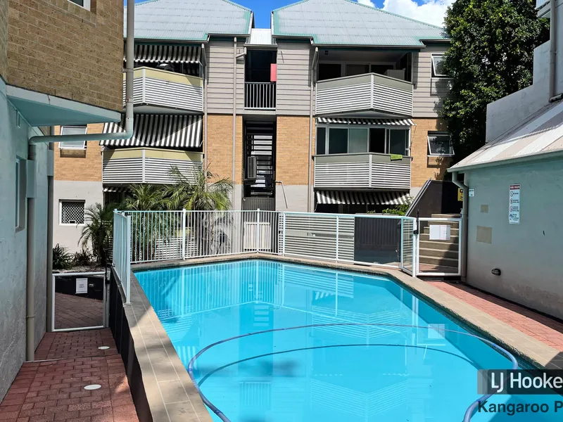 Exceptional Opportunity - close to Kangaroo Point Cliffs