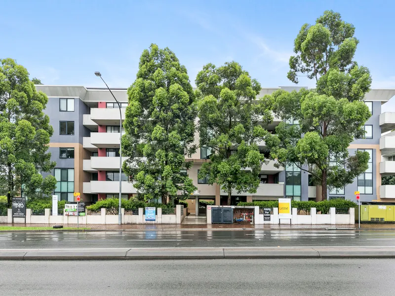 Ultra Convenient Two Bedroom Apartment