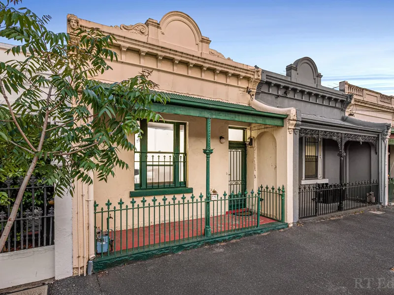 Craft Your Dream Home in the Heart of Carlton