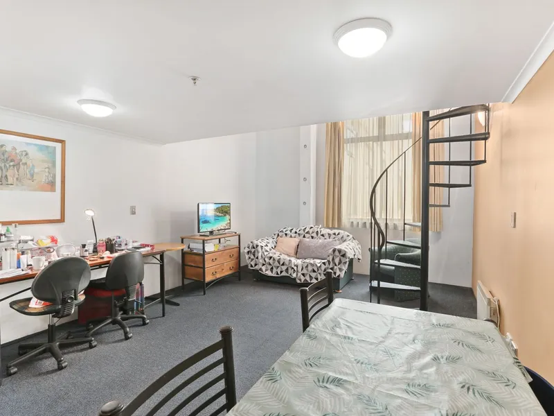INVESTMENT OPPORTUNITY KNOCKS!!! PERFECTLY LOCATED STUDENT ACCOMMODATION!!!