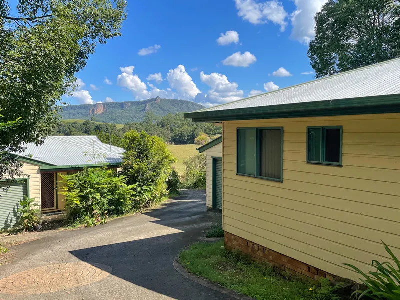 Spacious Villa, Great Location