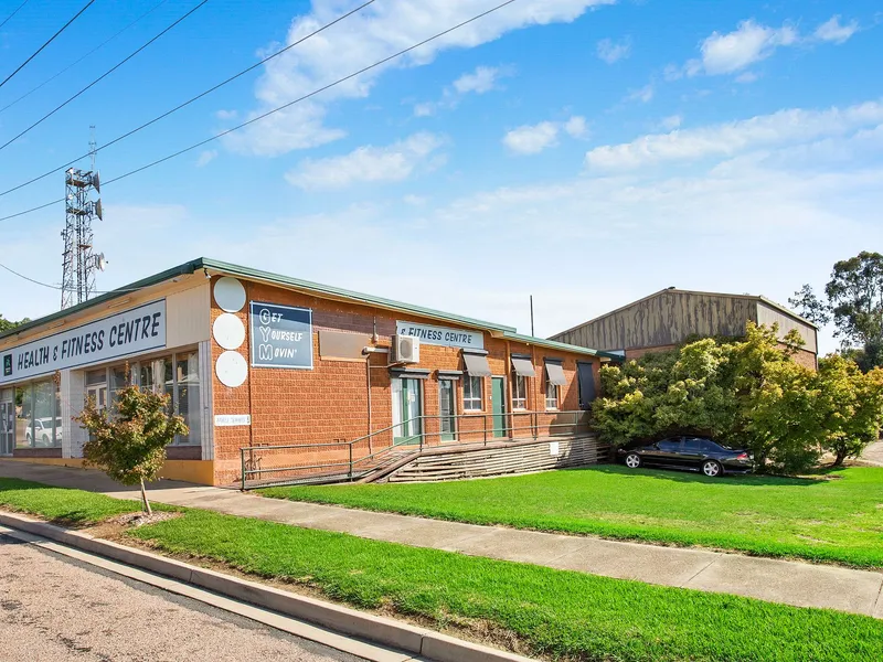 Ex Gym and Squash Courts