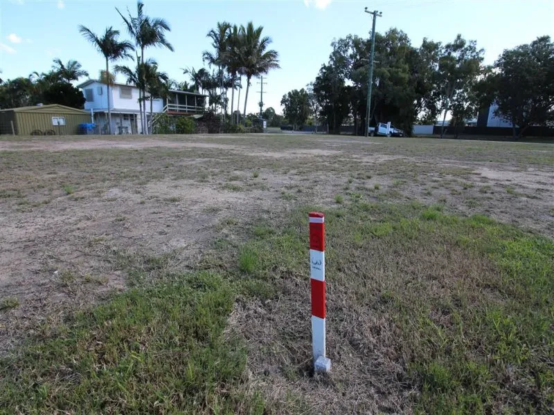 950Sm Level lot on 1st Avenue