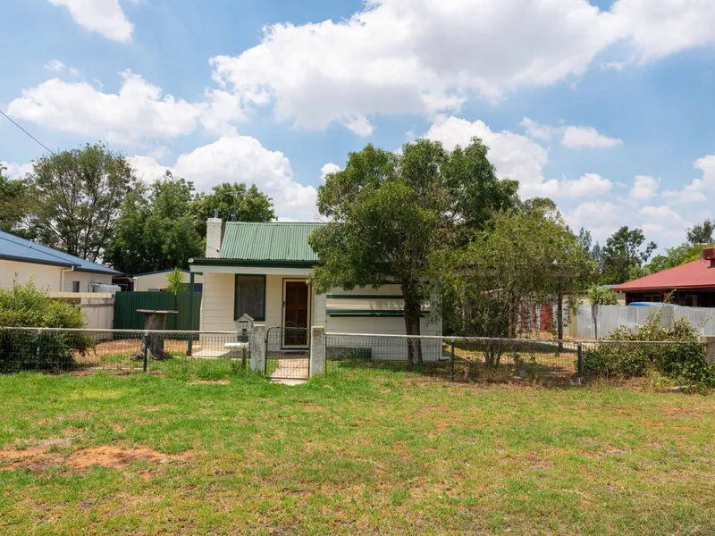 Original Australian Cottage  - Howlong on the Murray