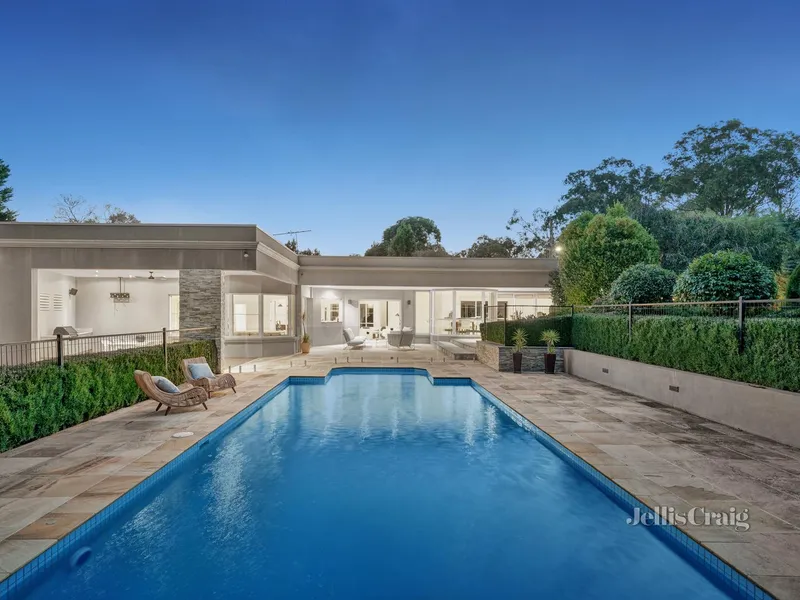 Prestige home in coveted Lower Plenty locale
