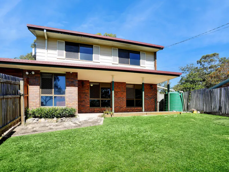 Outstanding Opportunity On Oak St