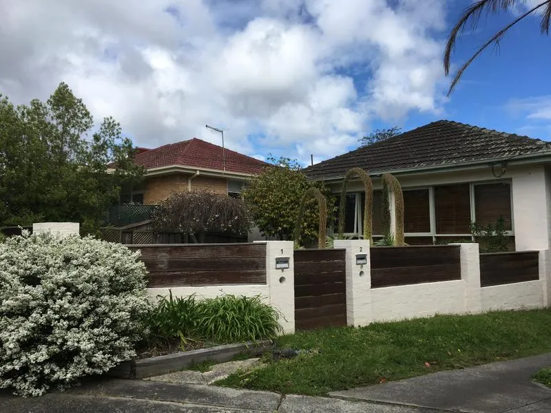 Fully Furnished Three Bedroom Unit in Great Location!!!