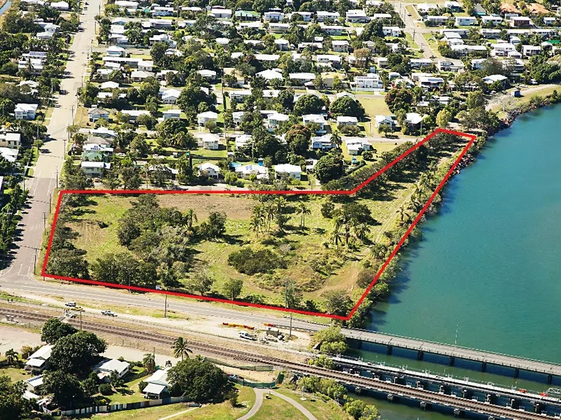 UNIQUE DEVELOPMENT OPPORTUNITY!