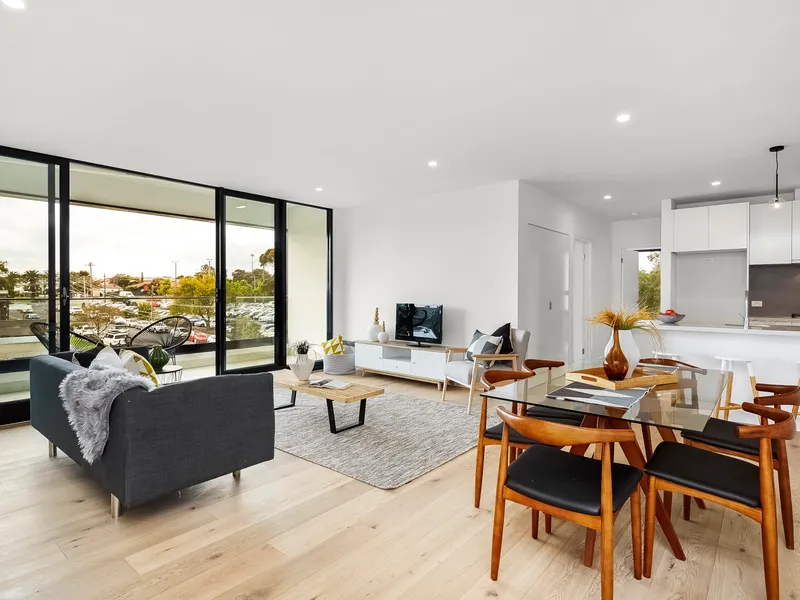 Inner City Living in a Boutique Complex 