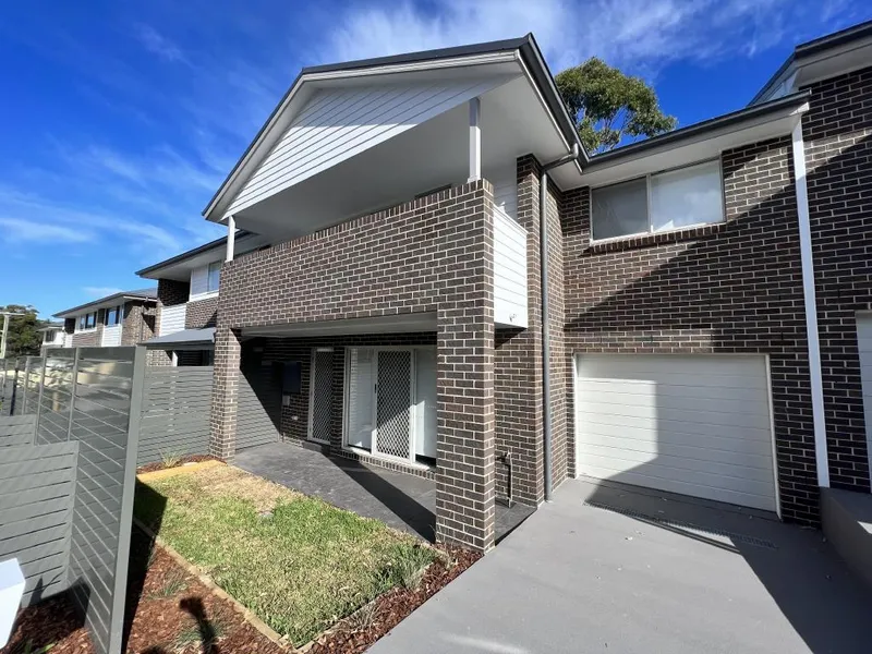 BRAND NEW Three Bedroom Home with Ducted Air Conditioning