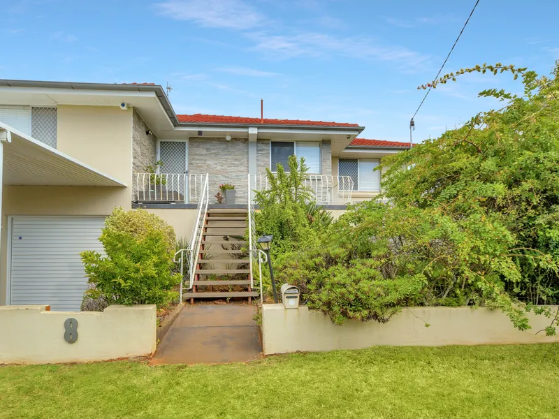 Renovated Gem in a Fantastic Location