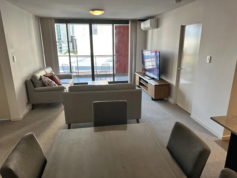 2 Bedroom Fully Furnished Inner City Perth Apartment in a great location