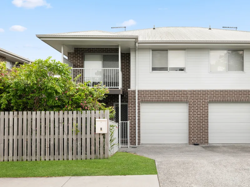 Prime Location Modern Town House